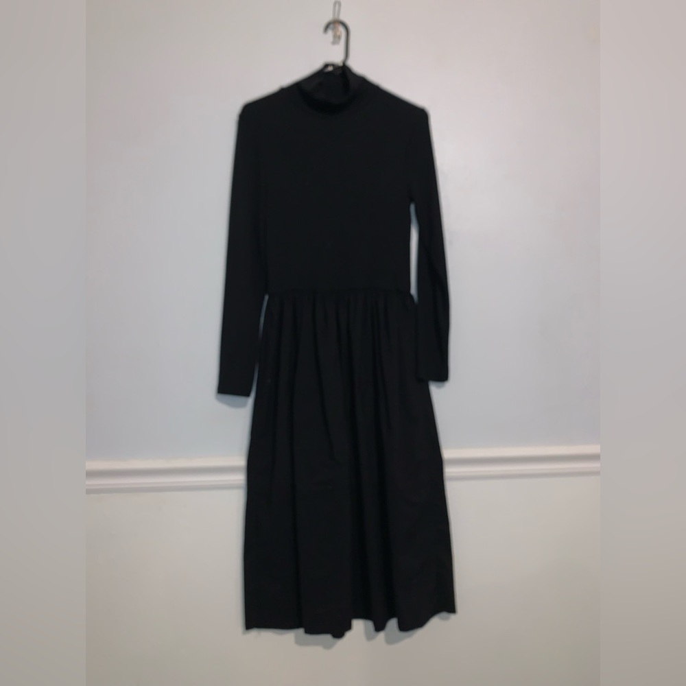 Turtle neck dress midi